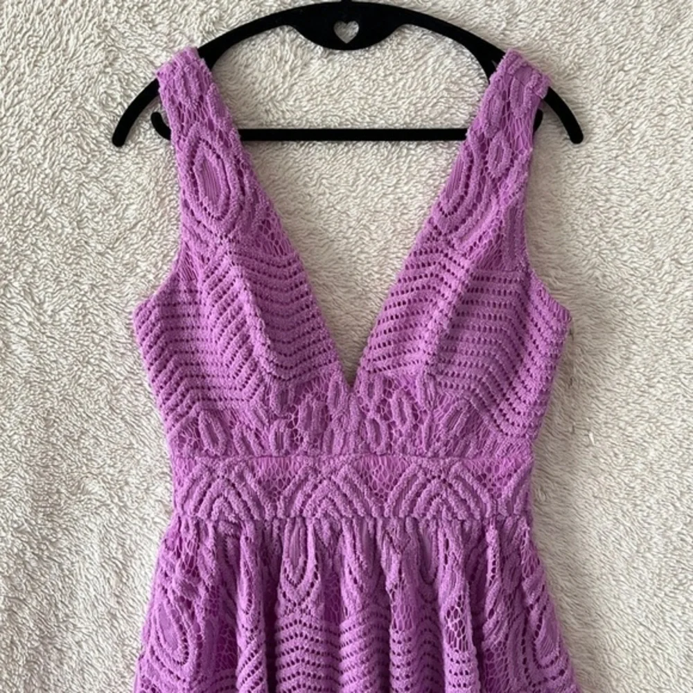 𝅺nwt Purple lace Dress